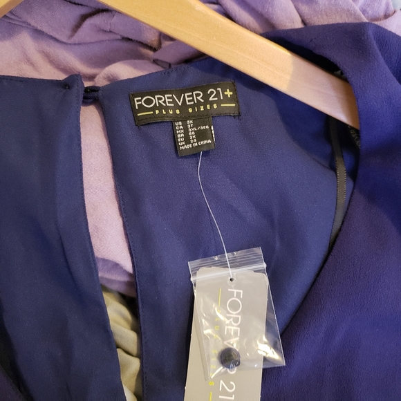 Forever 21: Dress Short Le Navy- NWT - Picture 4 of 8